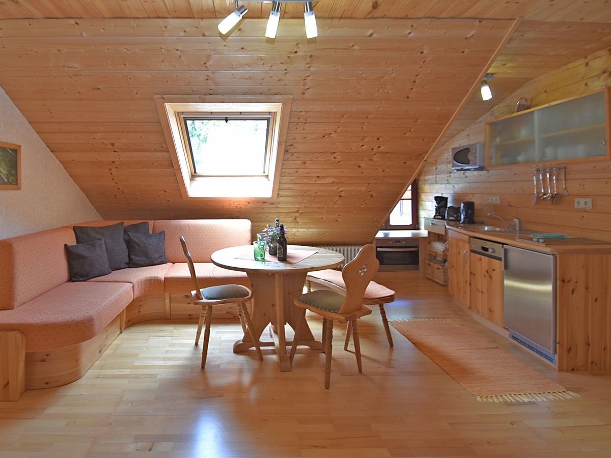 Quaint Farmhouse In Langenbach Near The Lake Bagian luar foto