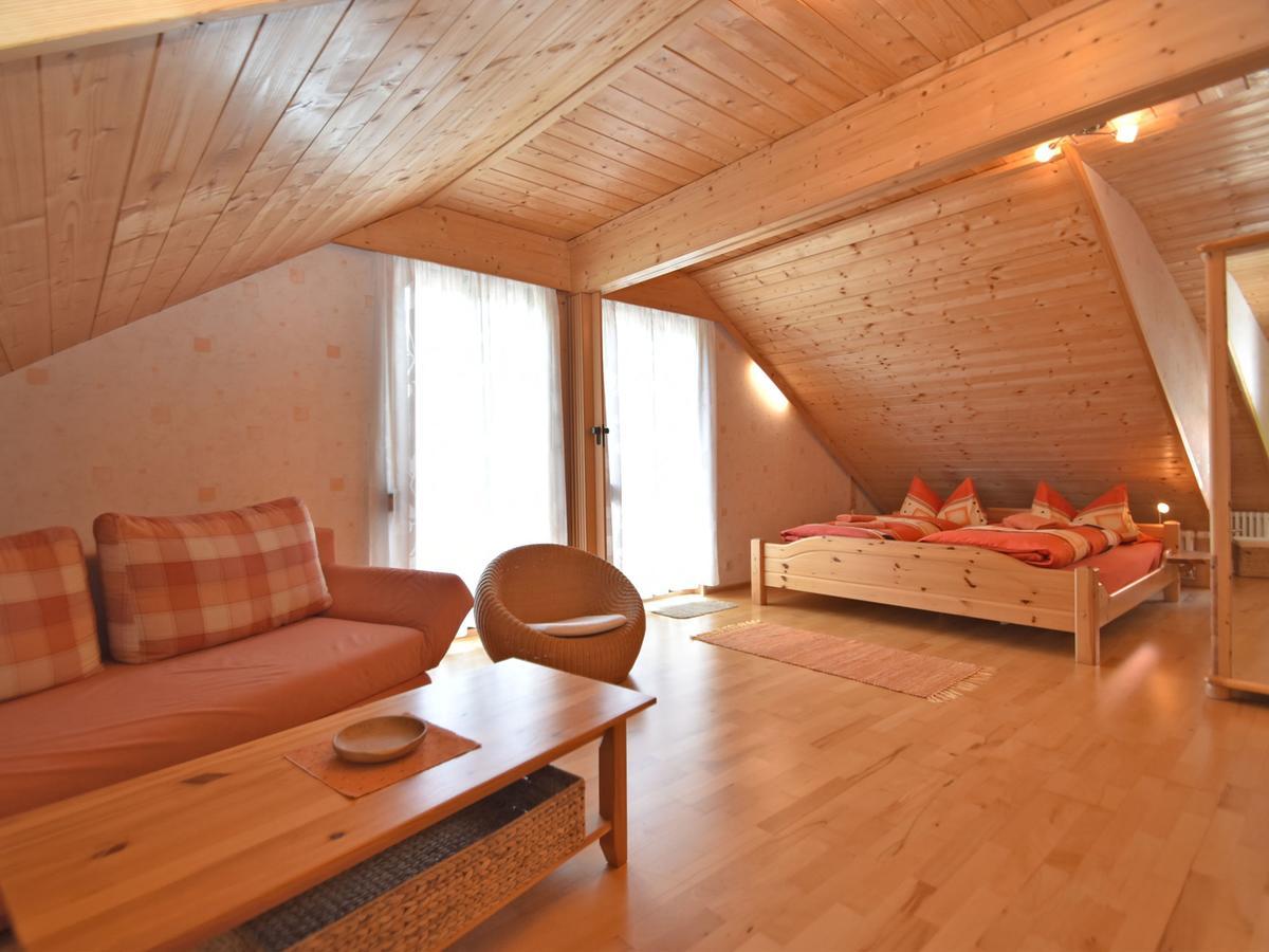Quaint Farmhouse In Langenbach Near The Lake Bagian luar foto